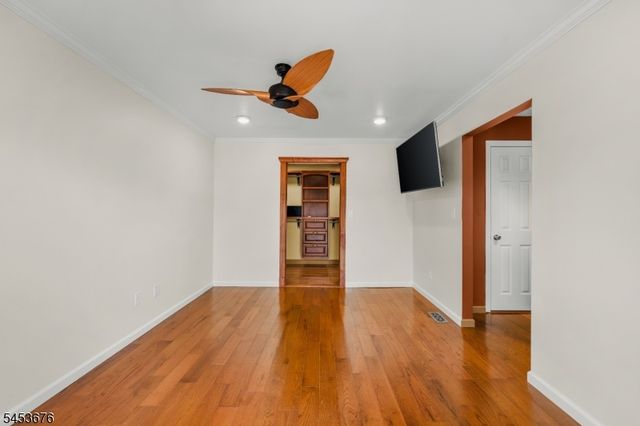 299 Gemini Dr 4D, Hillsborough Twp., NJ 08844
