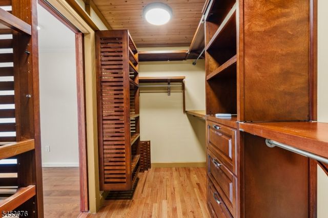 299 Gemini Dr 4D, Hillsborough Twp., NJ 08844