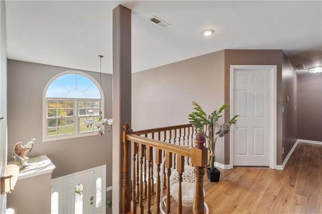 705 Broadway Avenue, Richmond, MO 64085