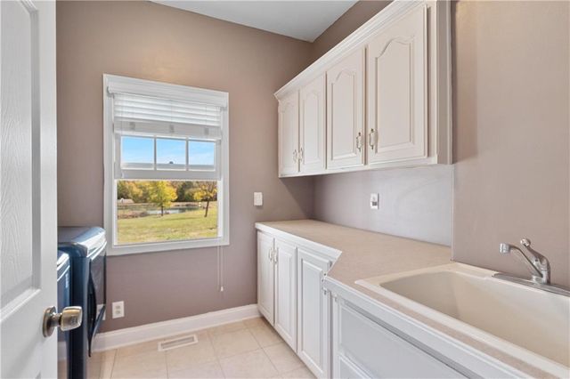 705 Broadway Avenue, Richmond, MO 64085