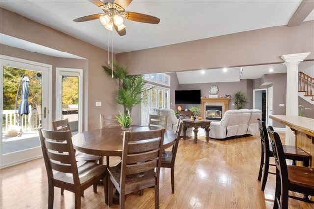 705 Broadway Avenue, Richmond, MO 64085