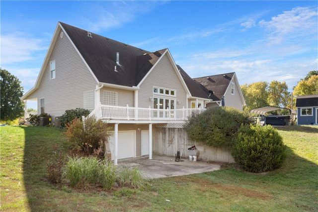 705 Broadway Avenue, Richmond, MO 64085