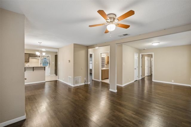 117 Moon Street, Cleburne, TX 76033