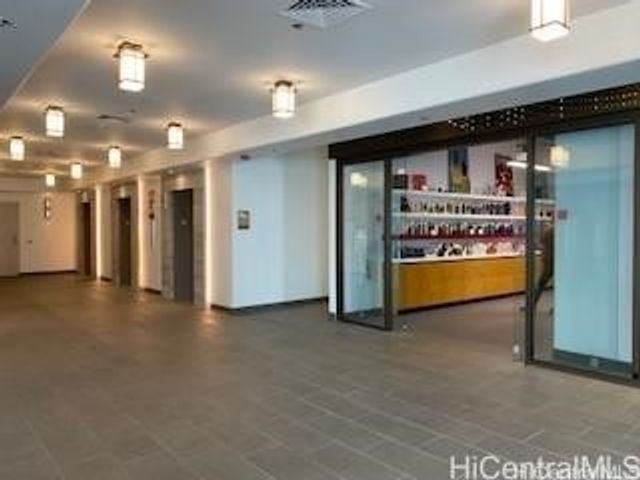 410 Atkinson Drive 2921, Honolulu, HI 96814