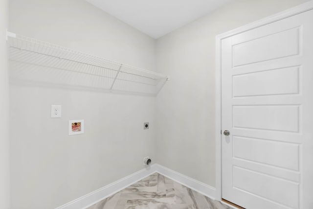 2736 Brewster Dr, Clarksville, TN 37042