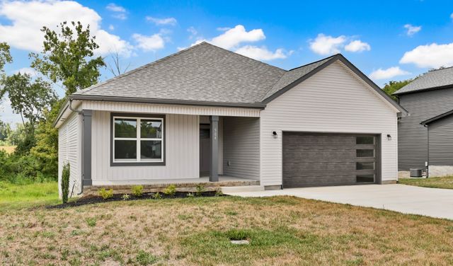 2736 Brewster Dr, Clarksville, TN 37042