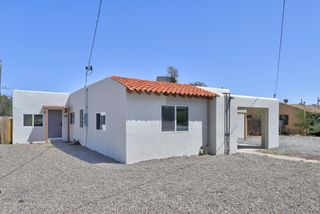 4616 9th Street NW, Albuquerque, NM 87107