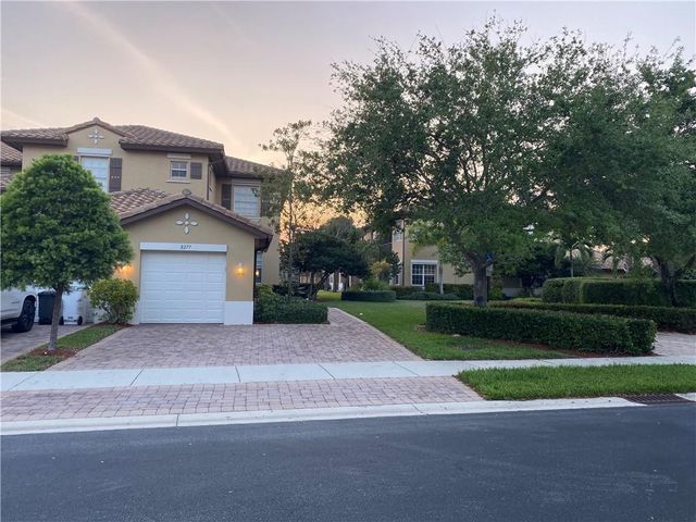 8277 NW 127th Lane, Parkland, FL 33076
