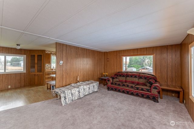 6417 NE D.2 Road, Moses Lake, WA 98837