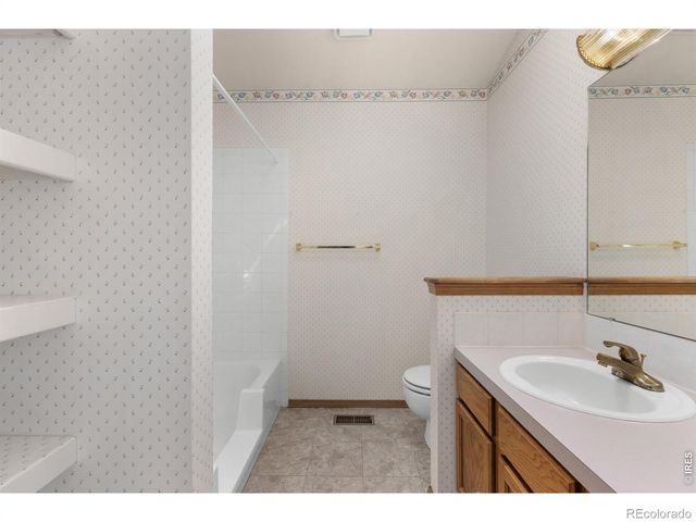 809 Zweck Court, Longmont, CO 80503