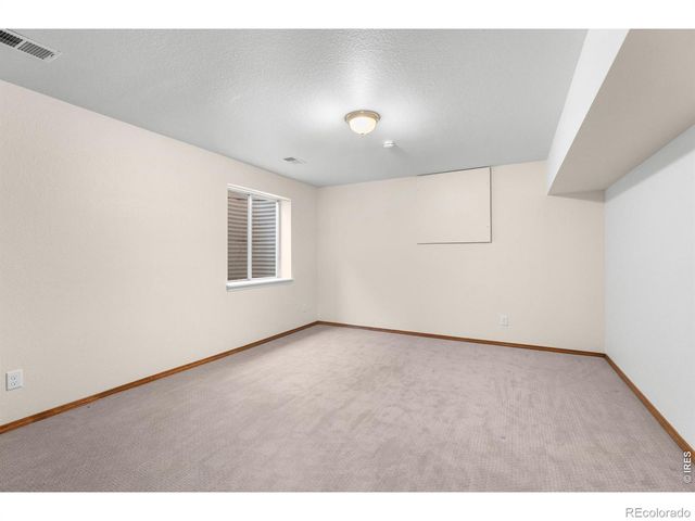 809 Zweck Court, Longmont, CO 80503
