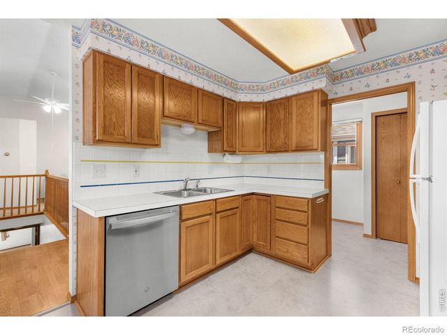809 Zweck Court, Longmont, CO 80503