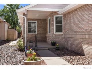 809 Zweck Court, Longmont, CO 80503