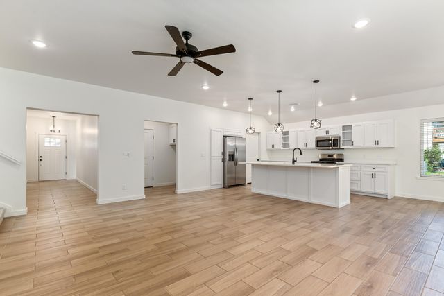 28688 S 621 Court, Grove, OK 74344