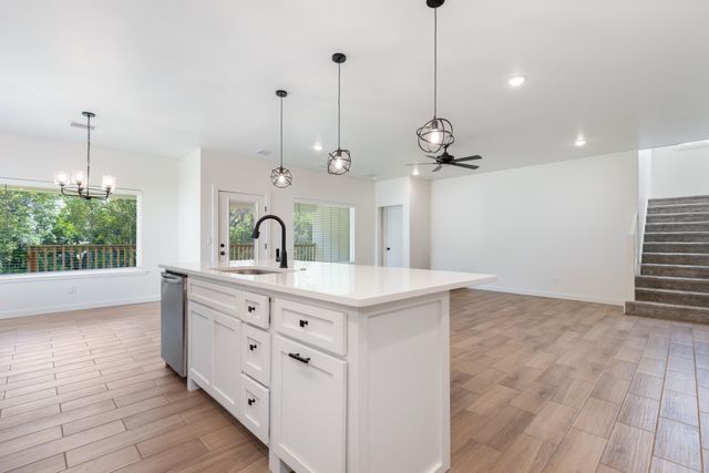 28688 S 621 Court, Grove, OK 74344