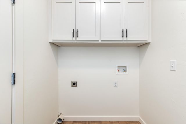 28688 S 621 Court, Grove, OK 74344