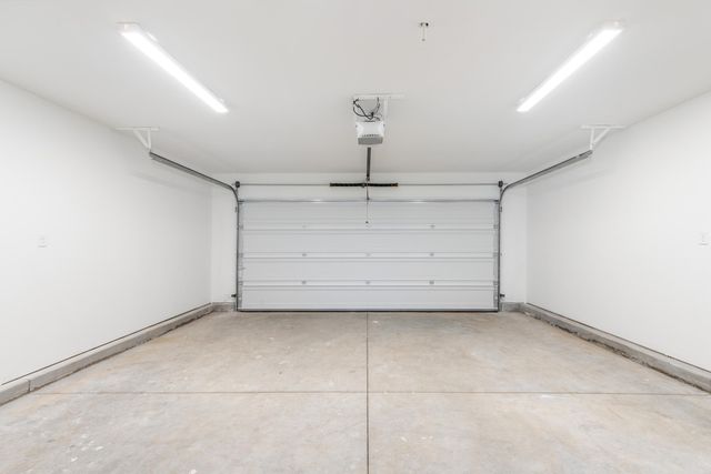 28688 S 621 Court, Grove, OK 74344