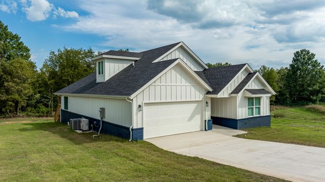 28688 S 621 Court, Grove, OK 74344
