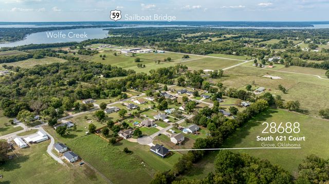 28688 S 621 Court, Grove, OK 74344