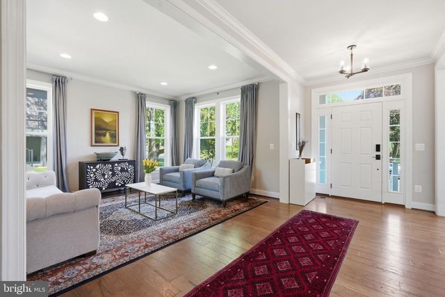 2516 VILLANOVA DR, Vienna, VA 22180
