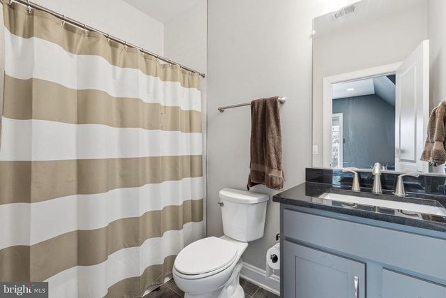 2516 VILLANOVA DR, Vienna, VA 22180