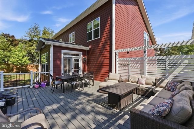 2516 VILLANOVA DR, Vienna, VA 22180