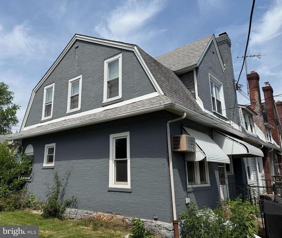 14 CEDAR ST, Marcus Hook, PA 19061