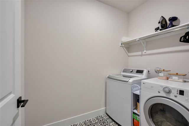 237 Arrowhead Mound RD, Georgetown, TX 78628