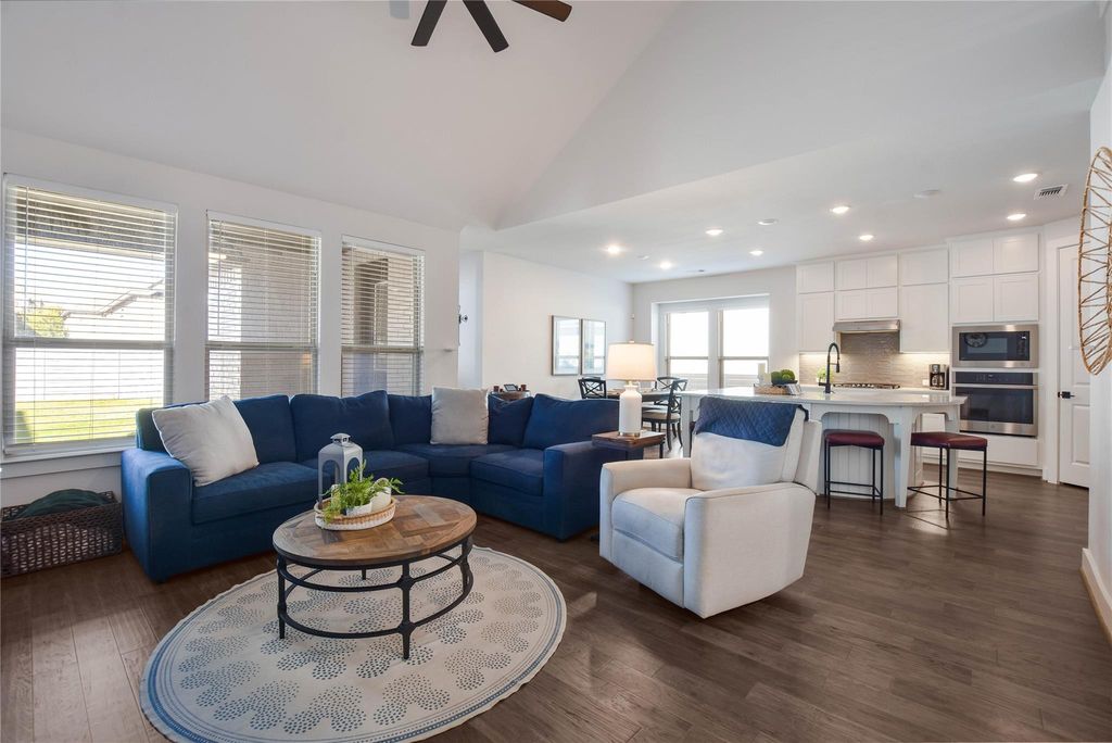 237 Arrowhead Mound RD, Georgetown, TX 78628