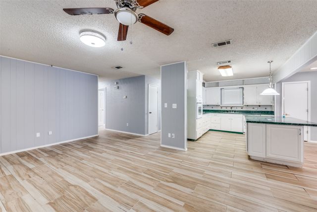 409 Bart Street, Keller, TX 76248