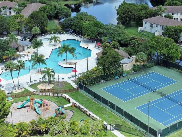 6937 SW 115th Pl C37, Miami, FL 33173