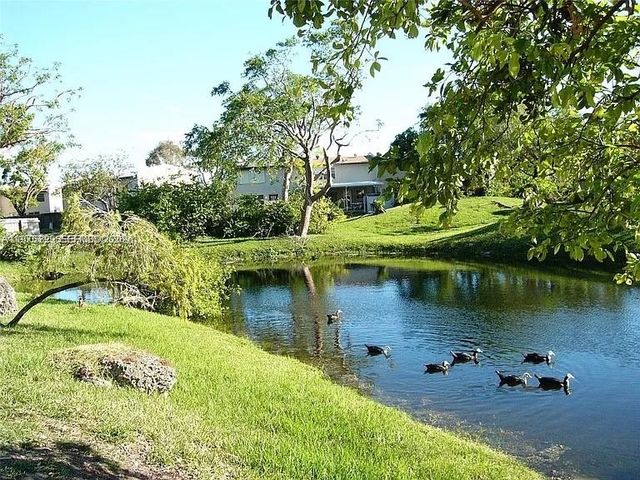 6937 SW 115th Pl C37, Miami, FL 33173
