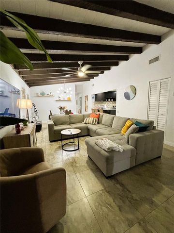 6937 SW 115th Pl C37, Miami, FL 33173