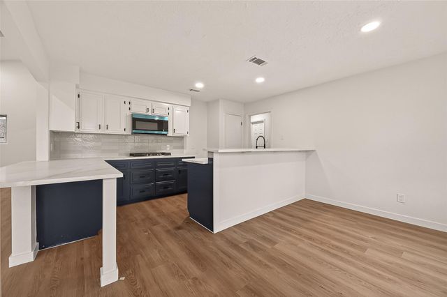 4415 Anacacho Street, Pasadena, TX 77504