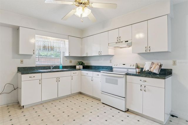 442 E STREET, Lake Wales, FL 33853