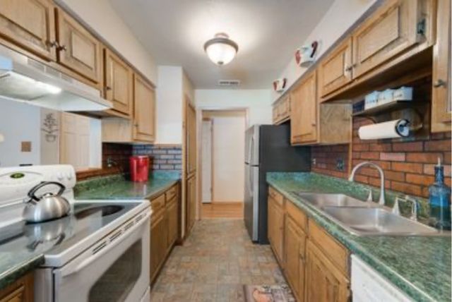 13240 Saratoga Lane, Balch Springs, TX 75180