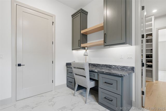 12011 S Vandalia Avenue, Tulsa, OK 74137