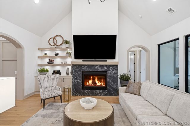 12011 S Vandalia Avenue, Tulsa, OK 74137