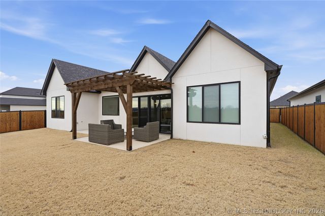 12011 S Vandalia Avenue, Tulsa, OK 74137