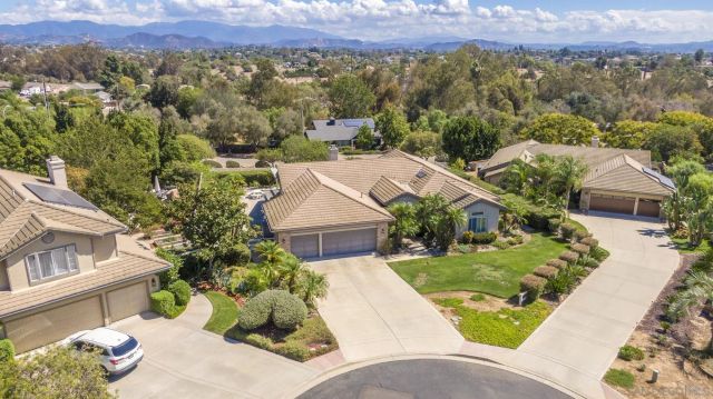 1202 Calle Sonia, Fallbrook, CA 92028