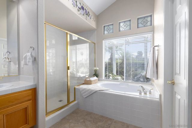 1202 Calle Sonia, Fallbrook, CA 92028