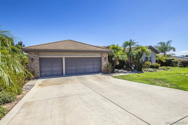 1202 Calle Sonia, Fallbrook, CA 92028