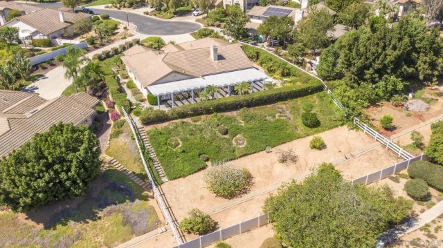 1202 Calle Sonia, Fallbrook, CA 92028