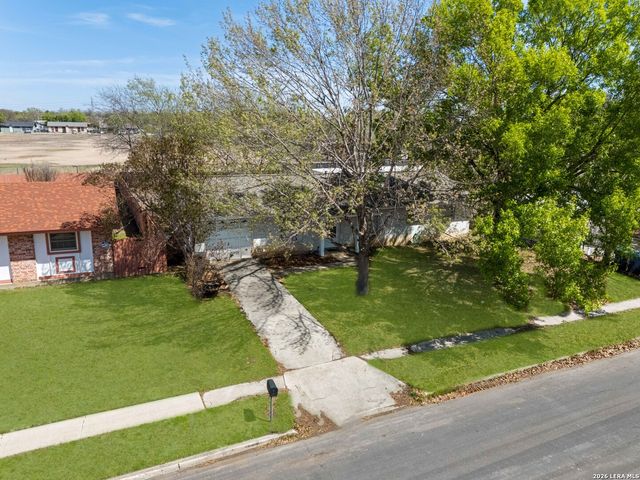 5839 Sandy Valley St, San Antonio, TX 78242