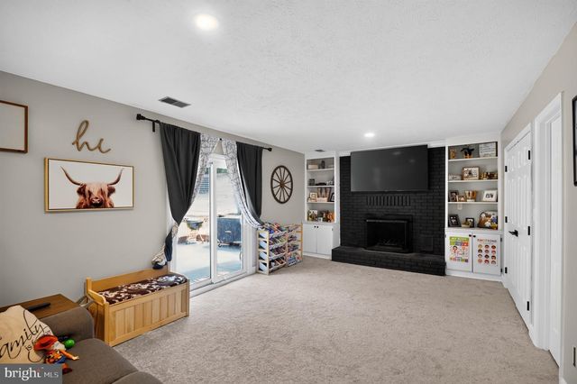 12971 OLD CHURCH RD, Nokesville, VA 20181