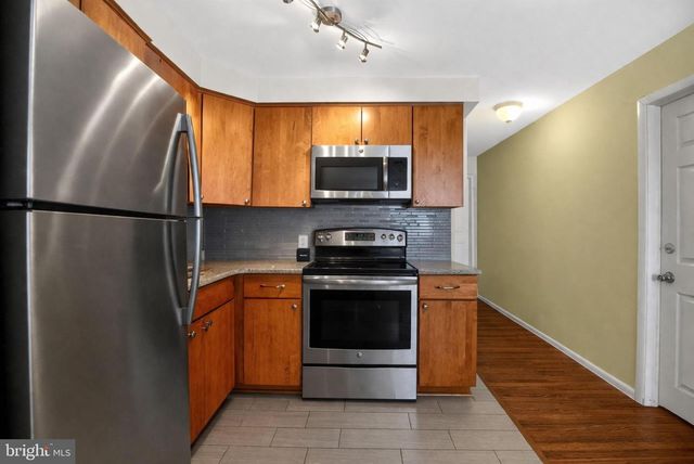 4401 MANAYUNK AVE, Philadelphia, PA 19128