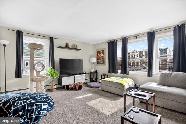 4401 MANAYUNK AVE, Philadelphia, PA 19128