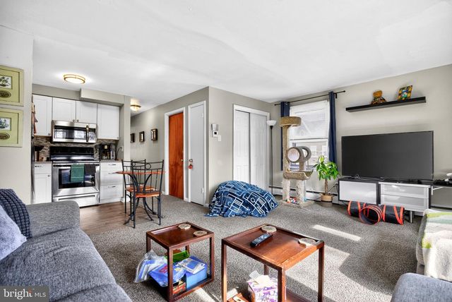 4401 MANAYUNK AVE, Philadelphia, PA 19128