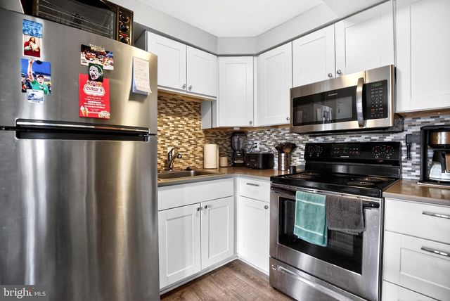 4401 MANAYUNK AVE, Philadelphia, PA 19128