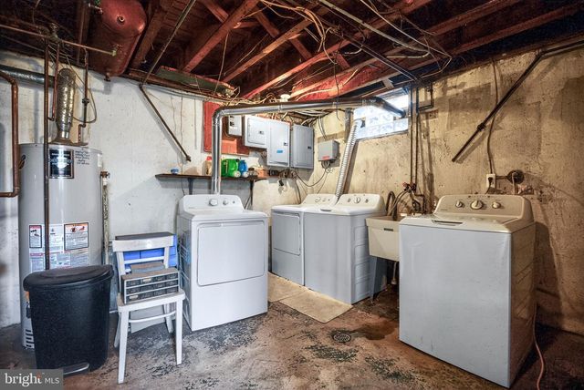 4401 MANAYUNK AVE, Philadelphia, PA 19128